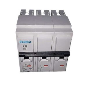 Breaker Enchufable Tripolar 3 X 20 AMP 10 KA I3P202AE
